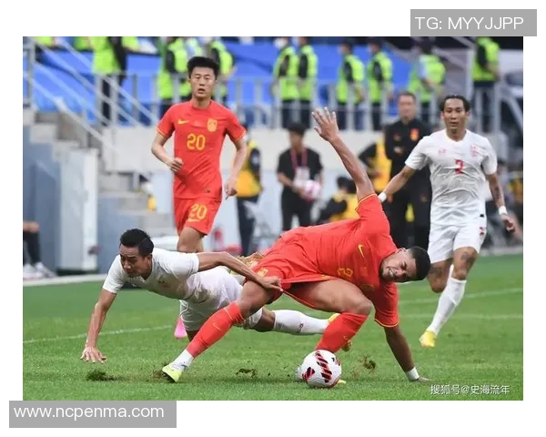 重庆足球队中路突破战术解析与未来发展展望